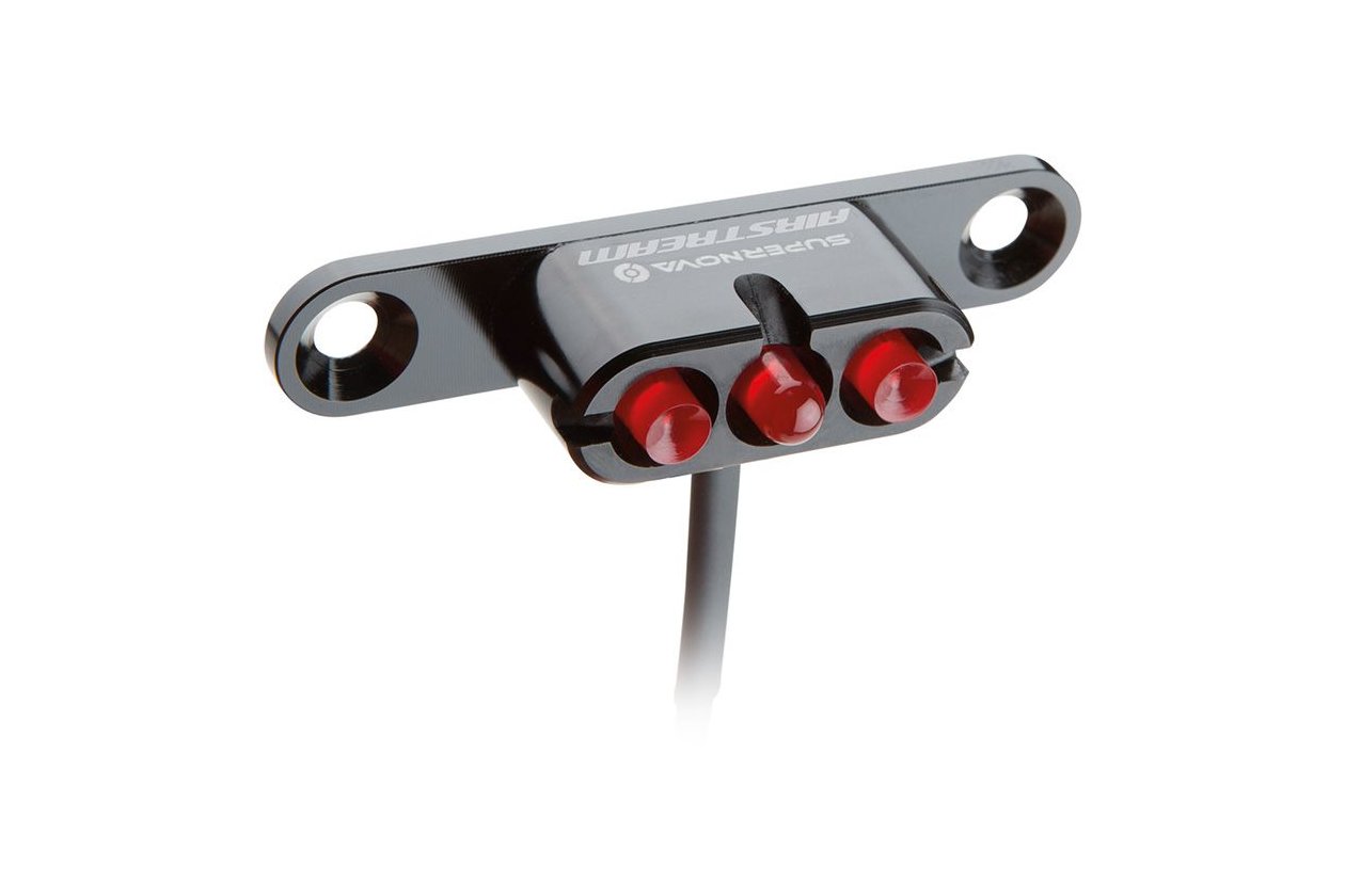 Supernova Airstream Tail Light 2 Gepu00e4cktru00e4germontage