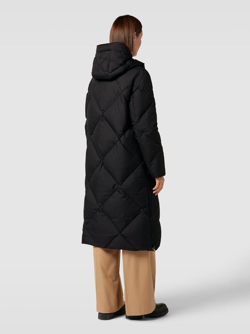 Steppmantel mit Kapuze in schwarz