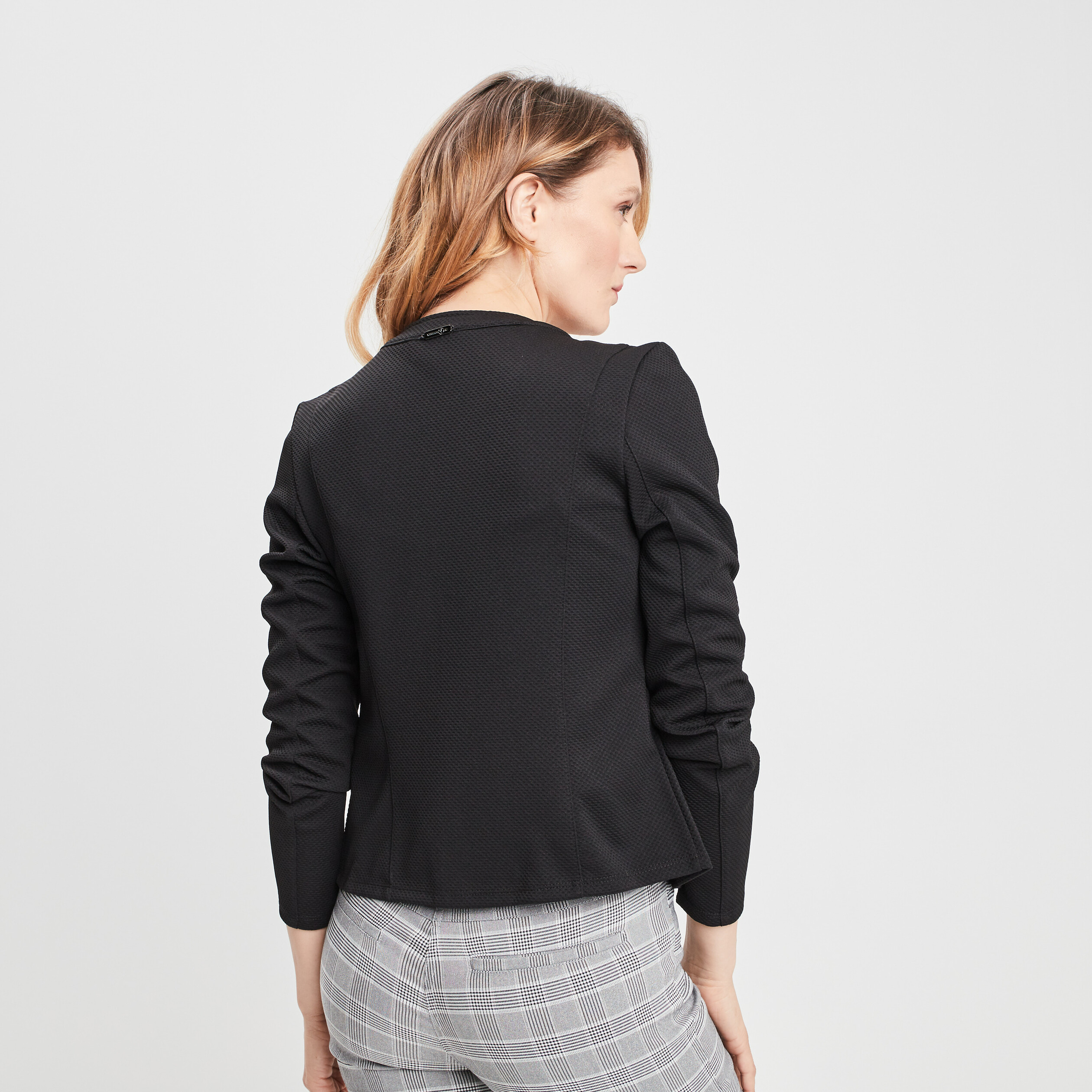 Veste cintrée zippée noir femme | La Halle