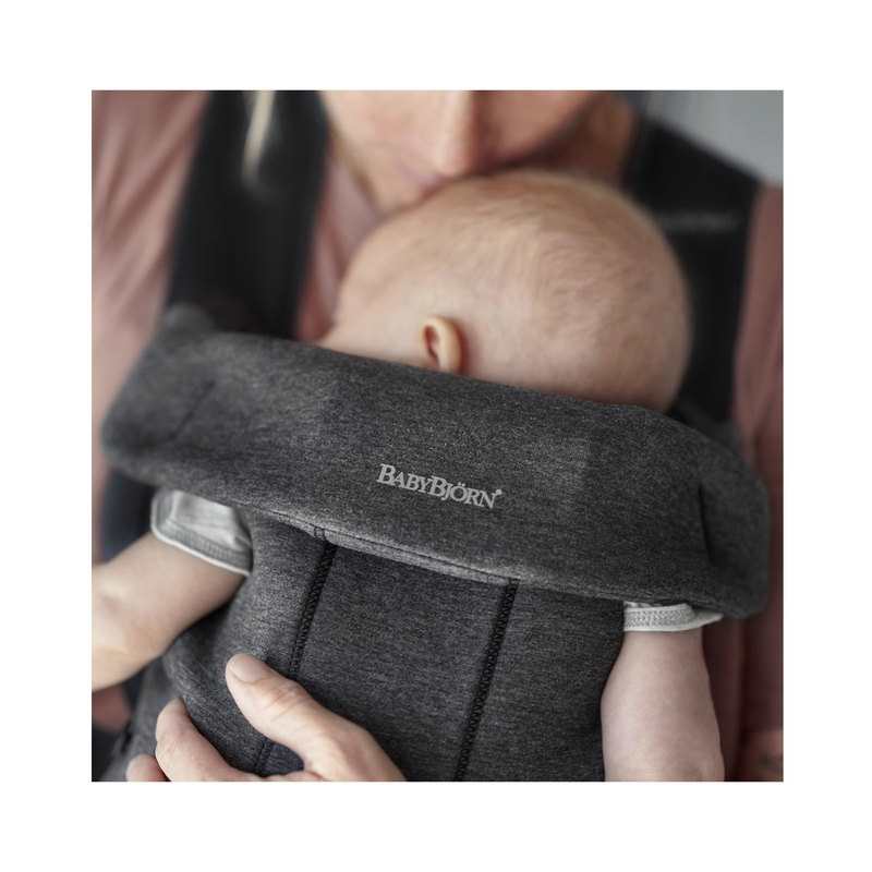Porte-bébé Mini gris charbon jersey 3D BabyBjörn