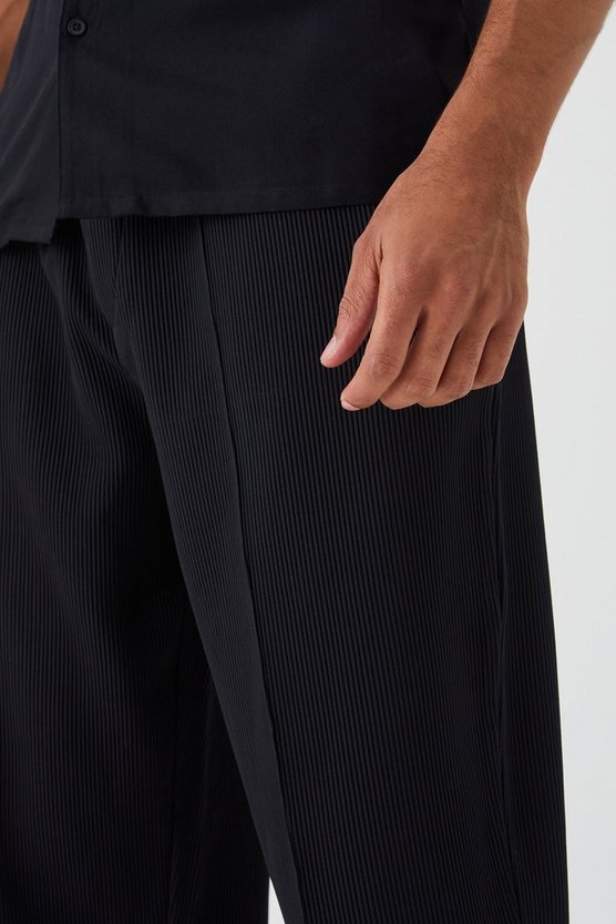 Lockere Hose mit elastischem Bund