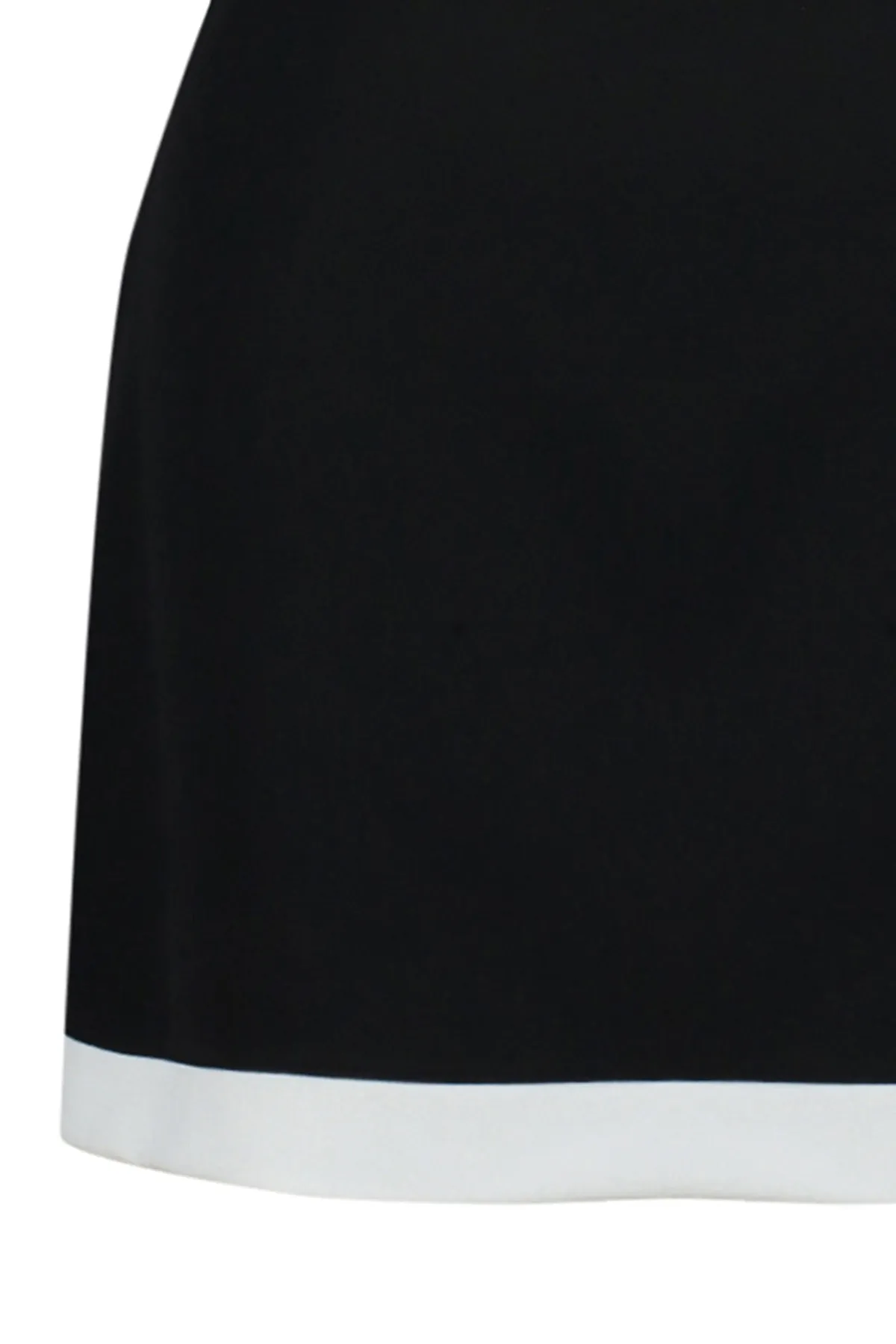 Trendyol Collection  Schwarzer, gestreifter Mini-Webrock mit hoher Taille TWOAW24ET00104
