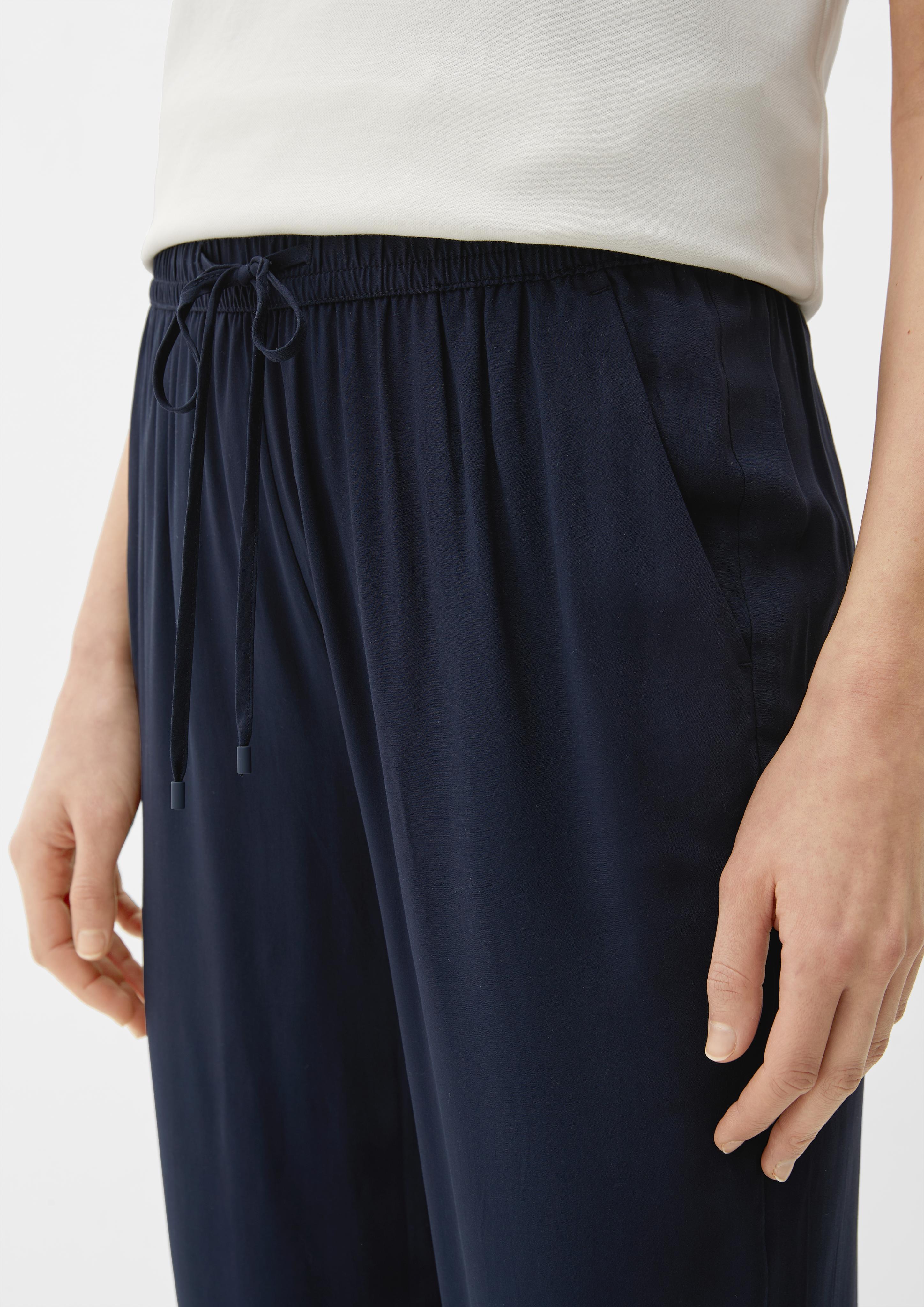 Relaxed: Hose aus reiner Viskose  2132619-5959