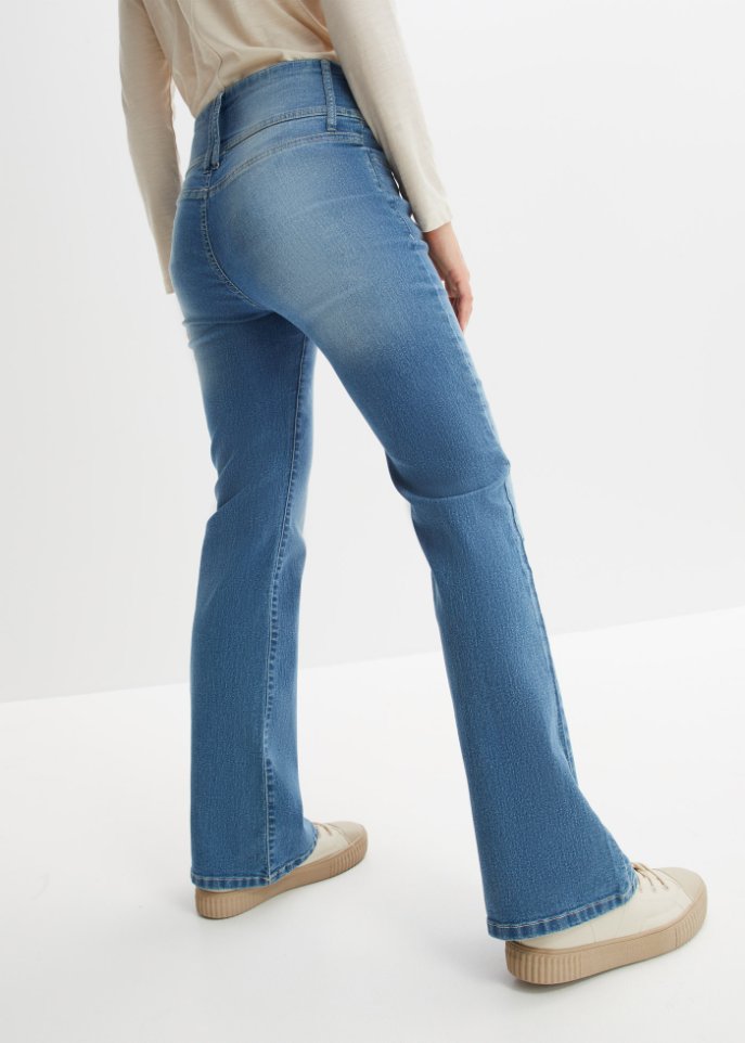 Highwaist-Schlagjeans