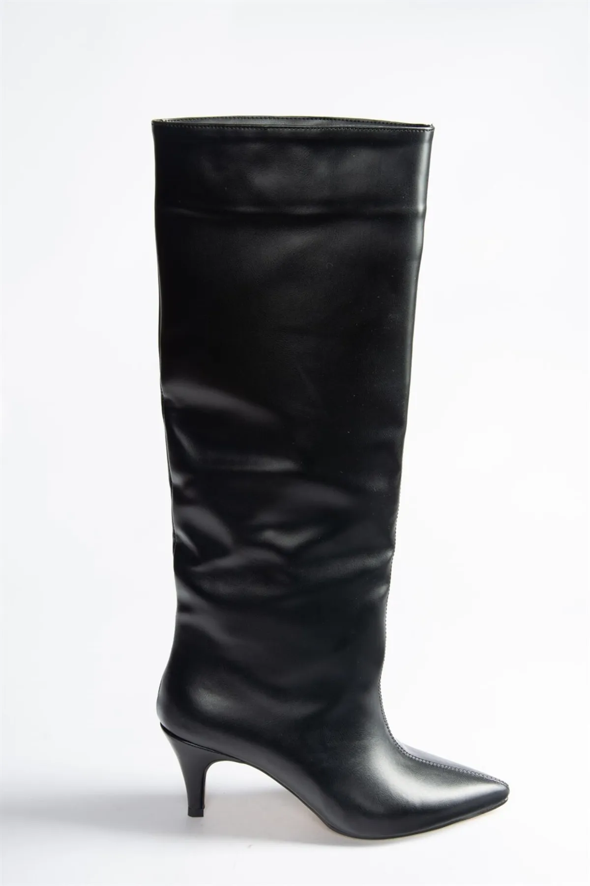 Fox Shoes  Schwarze Damenstiefel mit niedrigem Absatz N749204009