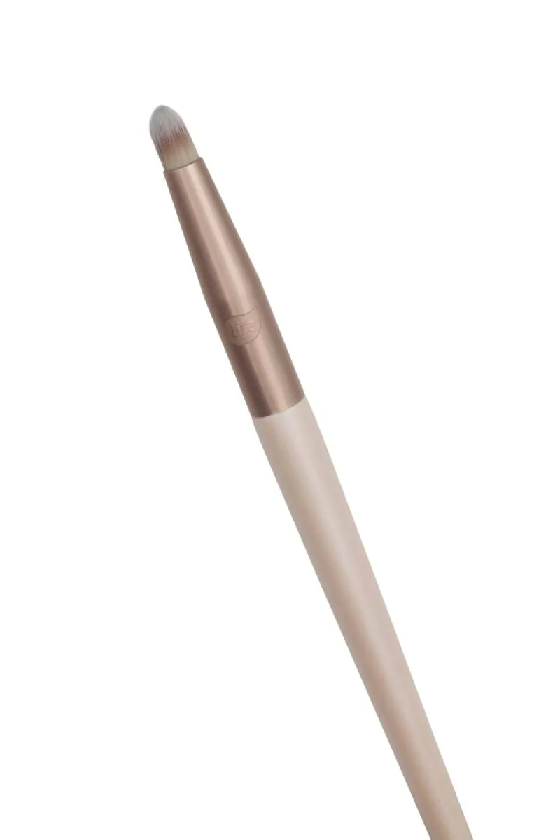 Life 15 Precision четкица за креирање димљених очију