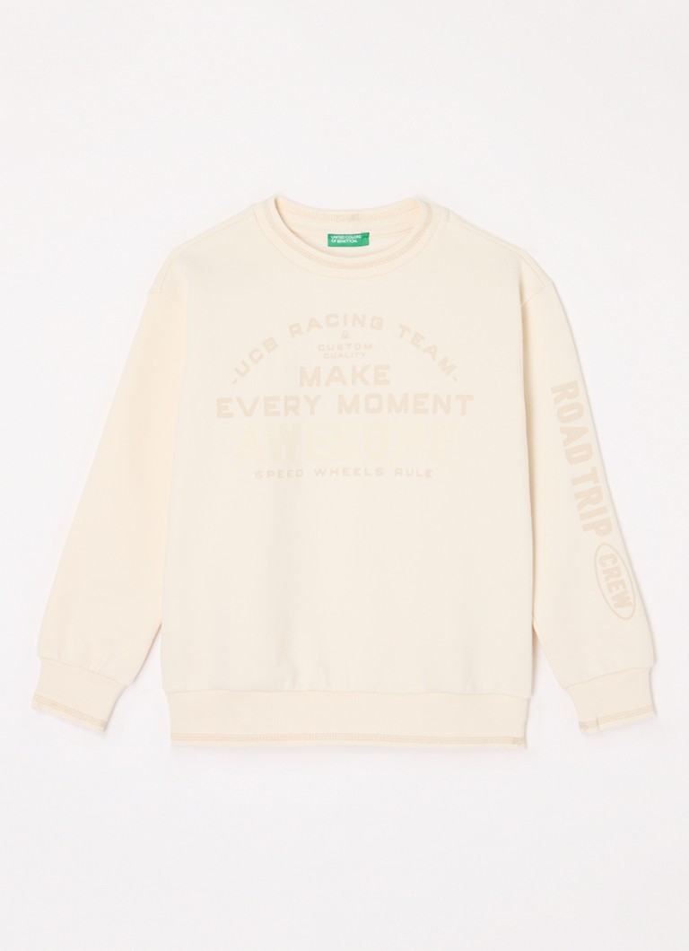Pulover Benetton cu model