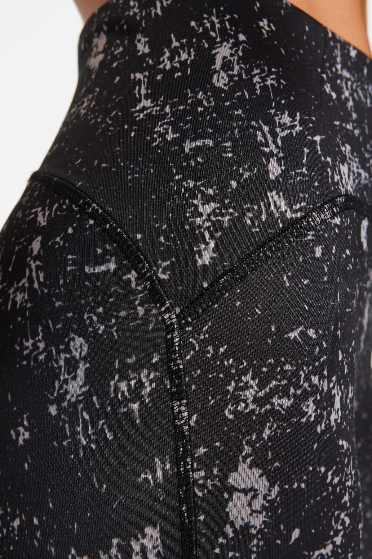 Trendyol Collection  Anthrazit gemusterte Recovery-Sportleggings in voller Länge aus Strick THMAW24TY00005