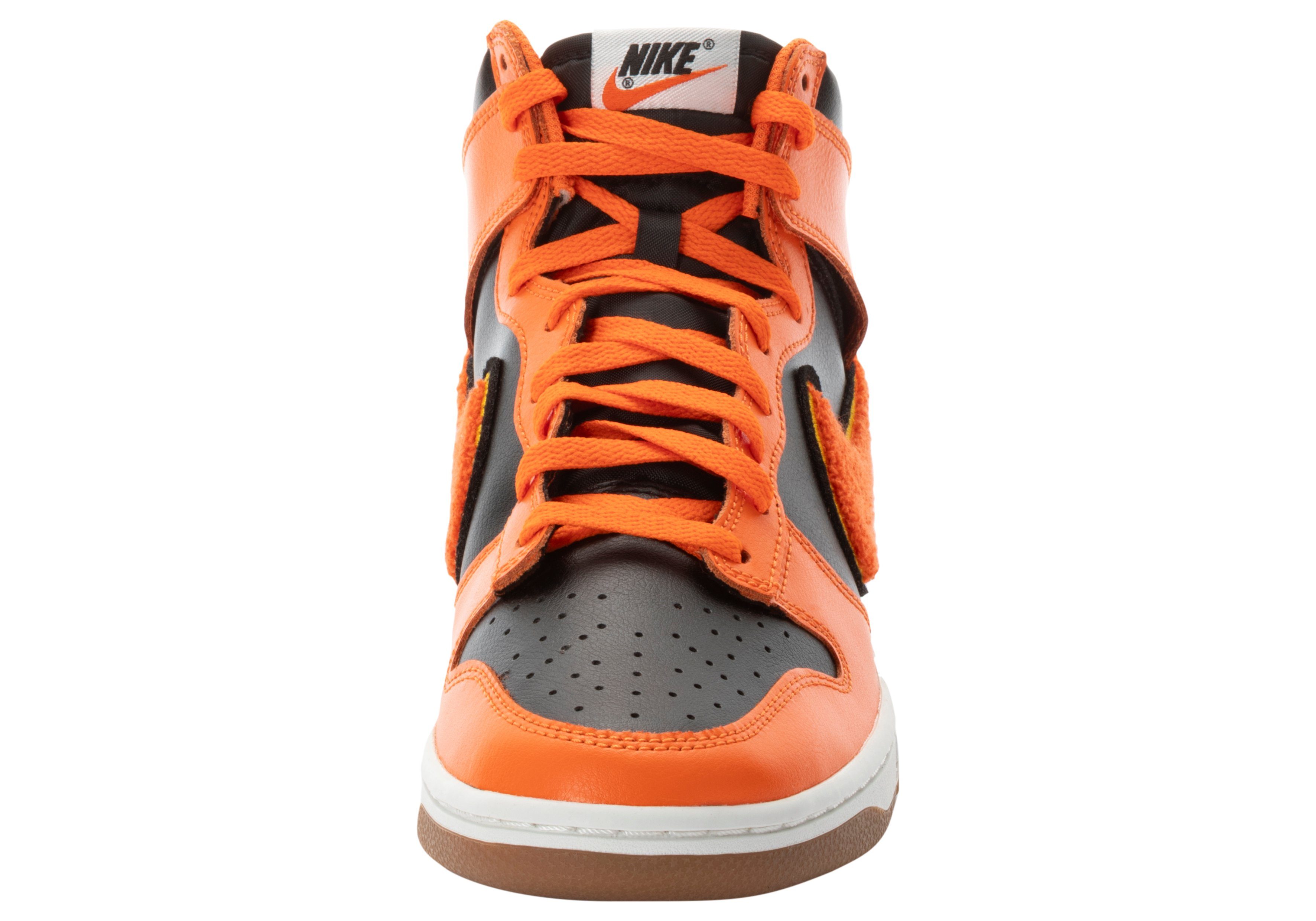 Nike Sportswear Nike Dunk High University Chenille Swoosh Safty Orange Sneaker