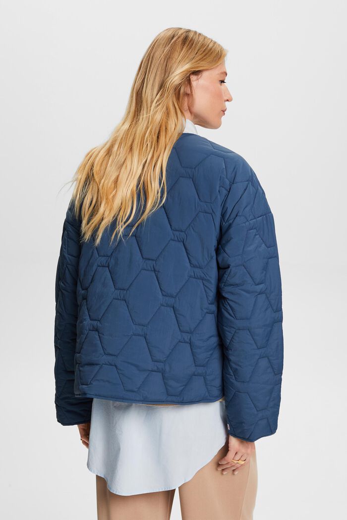 Recycelt: leichte Steppjacke