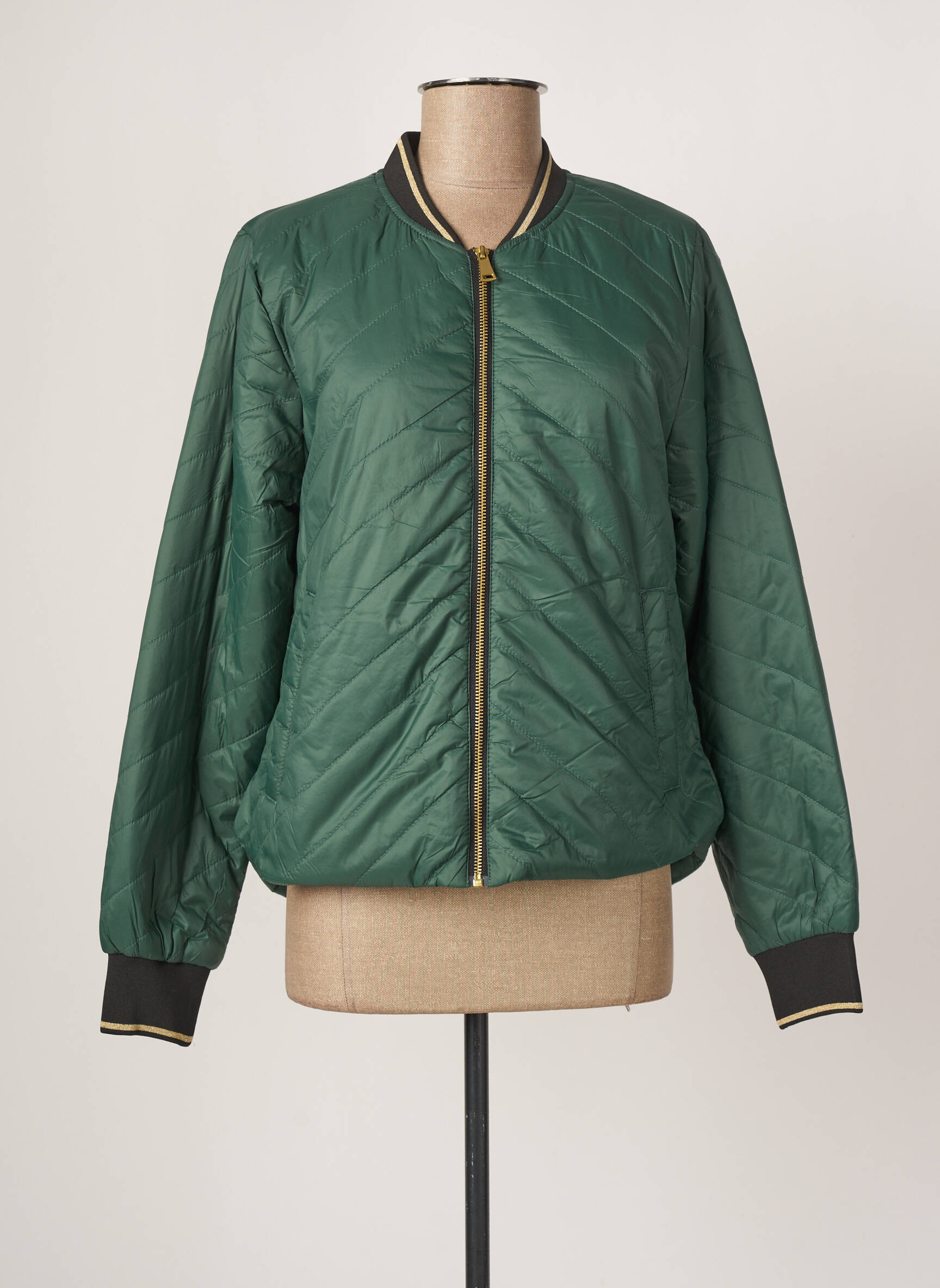 B Young Doudounes Femme couleur vert