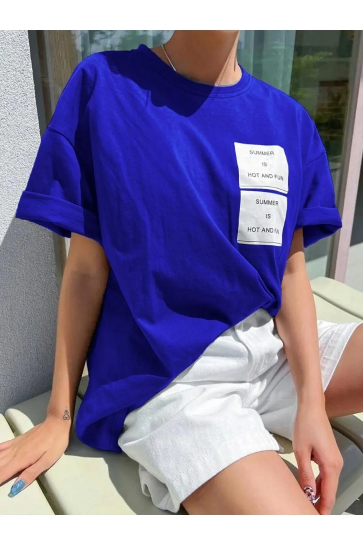 MOONBULL  Übergroßes Saks Hot And Fun bedrucktes T-Shirt