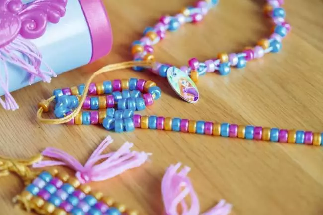 Magischer Perlenzauber Disney Princesses - Bastelset für Kinder ab 5 Jahren