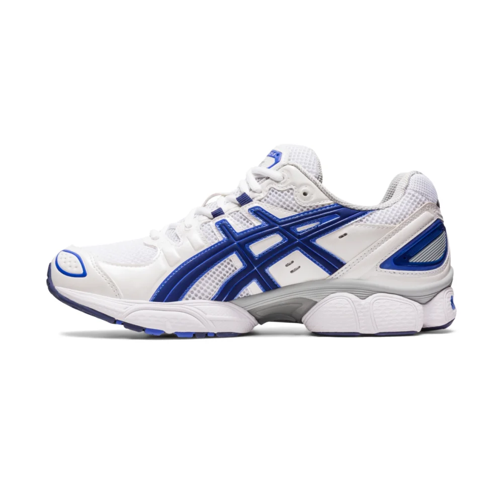 Asics Gel Nimbus 9 1201A424-103 / weiss