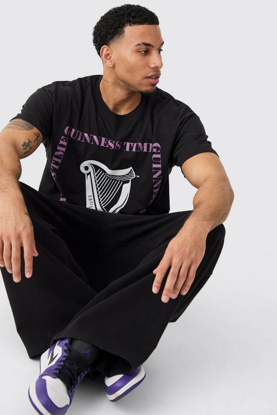 Oversize T-Shirt mit lizenziertem Guinness Print