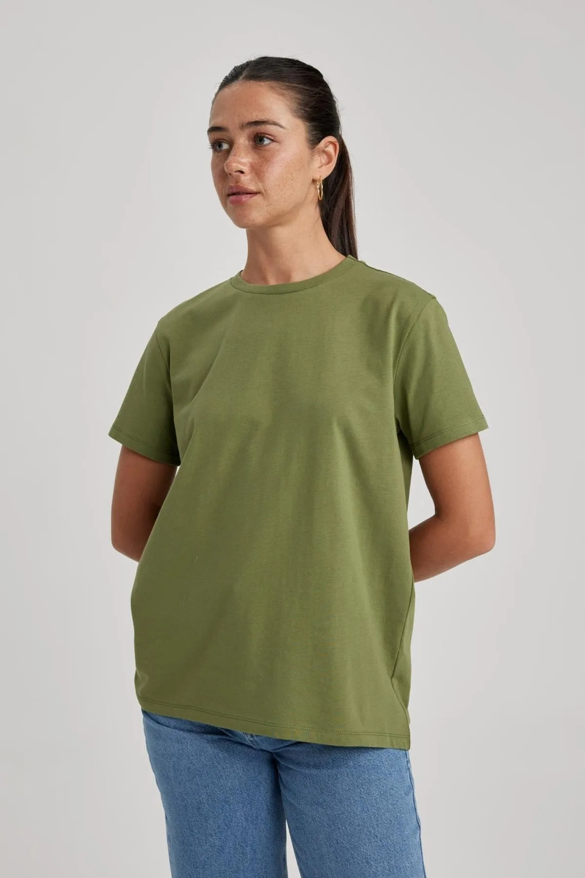 DeFacto  Langärmliges T-Shirt mit Rundhalsausschnitt und Rundhalsausschnitt T5097az23sm