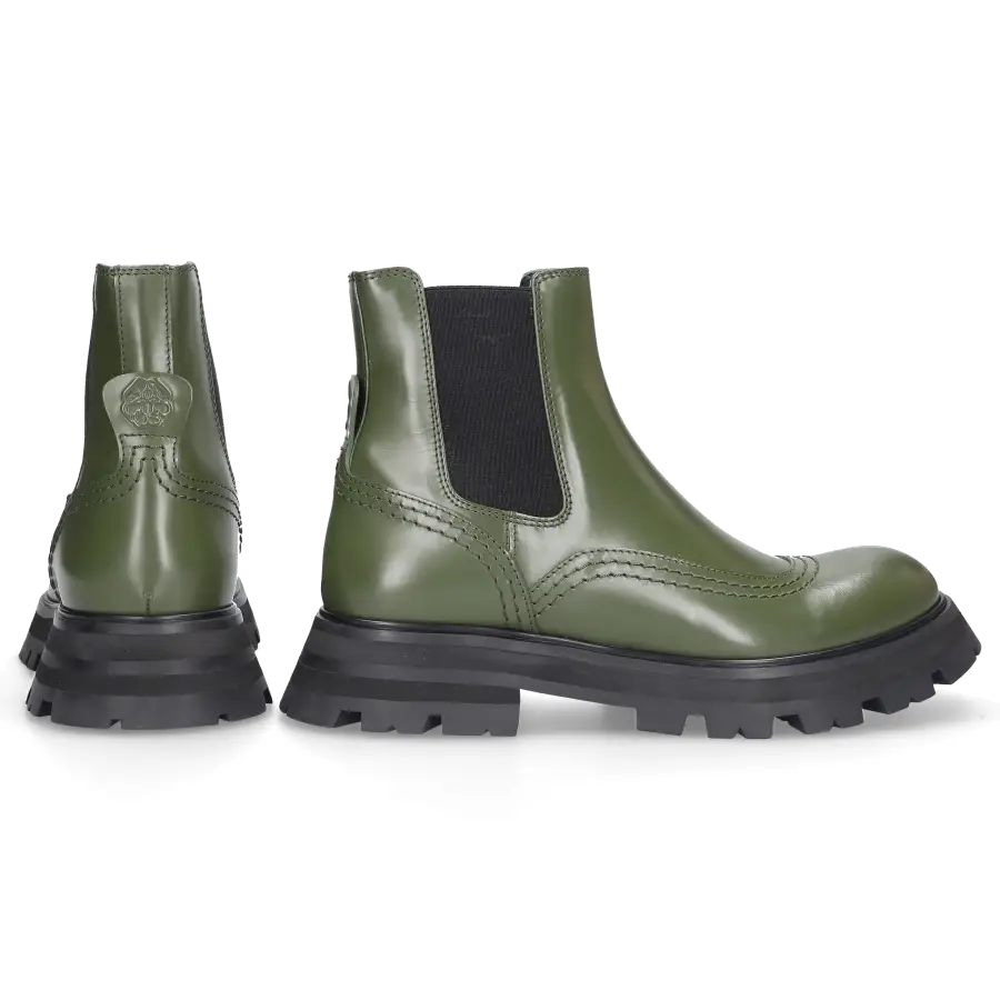 Alexander McQueen - Chelsea Boots WHZ84 Kalbsleder - grün