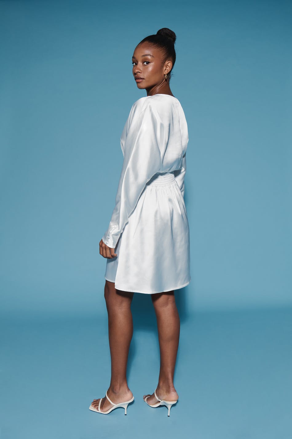 Longsleeve v-neck satin dress