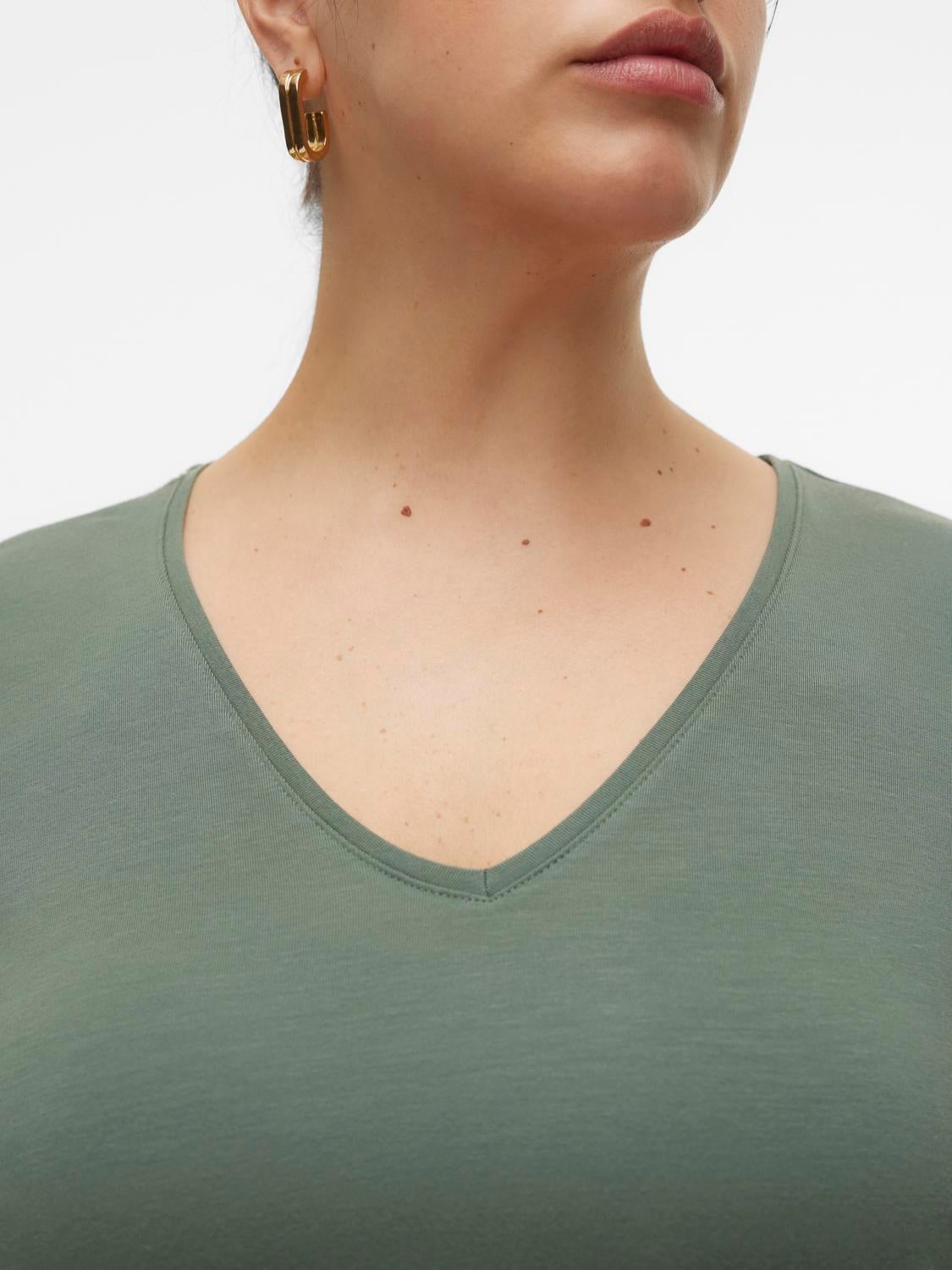 VMAYA T-Shirt