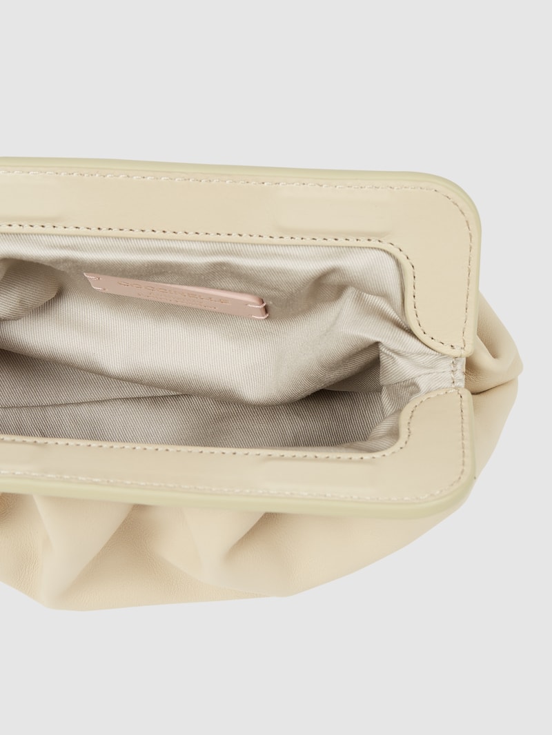 Pochette aus Leder Modell 'Diletta' in sand