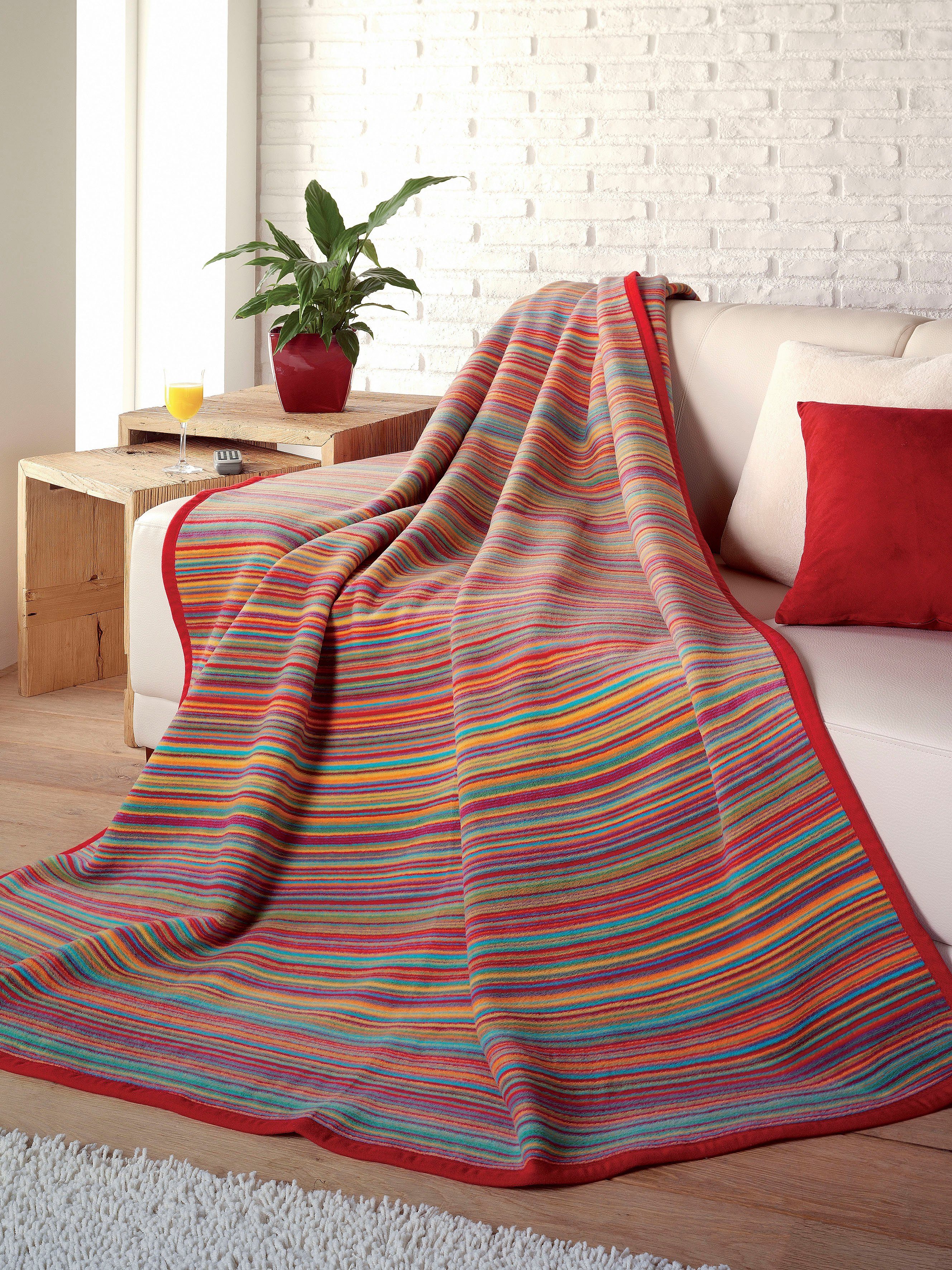 Wohndecke Jacquard Decke Malang, IBENA, mit filigranen Streifen