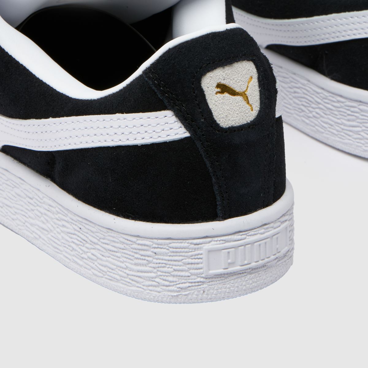 PUMA Suede XL sportcipő fekete és fehér színben