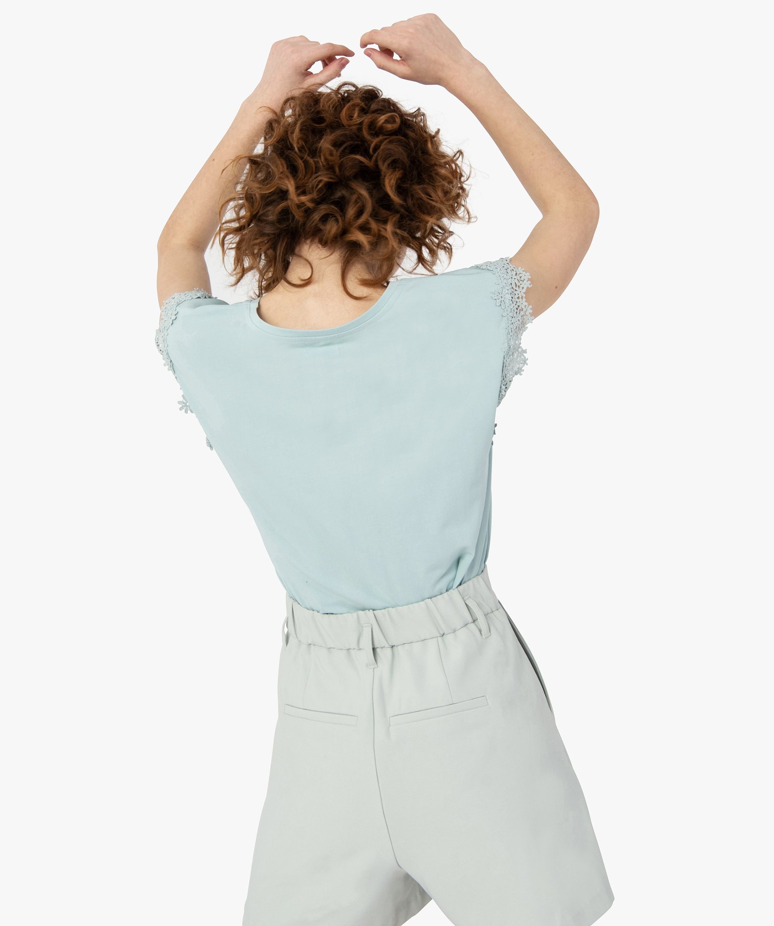 Tee-shirt femme sans manches avec emmanchures dentelle bleu | GEMO