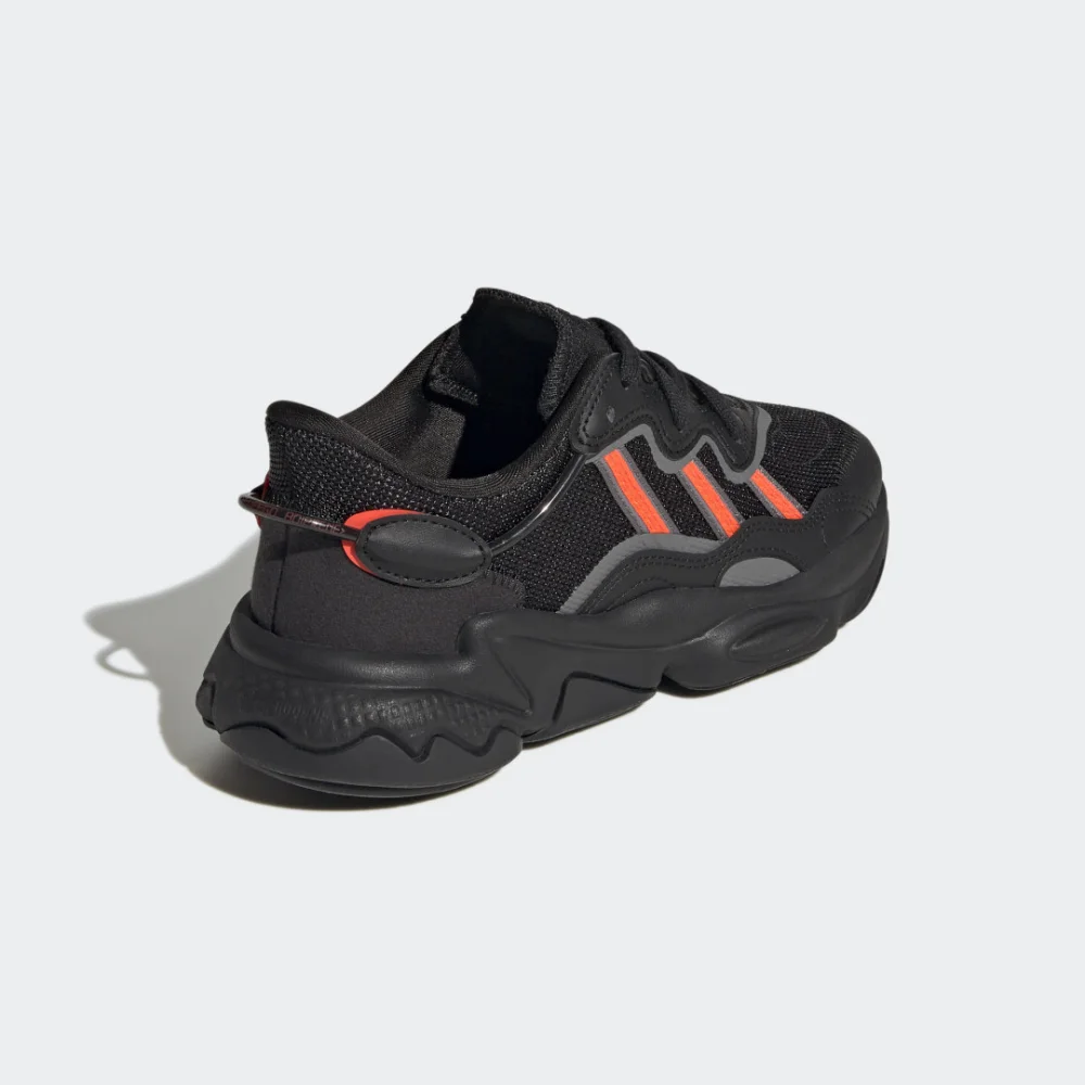 adidas OZWEEGO GV8888 / schwarz
