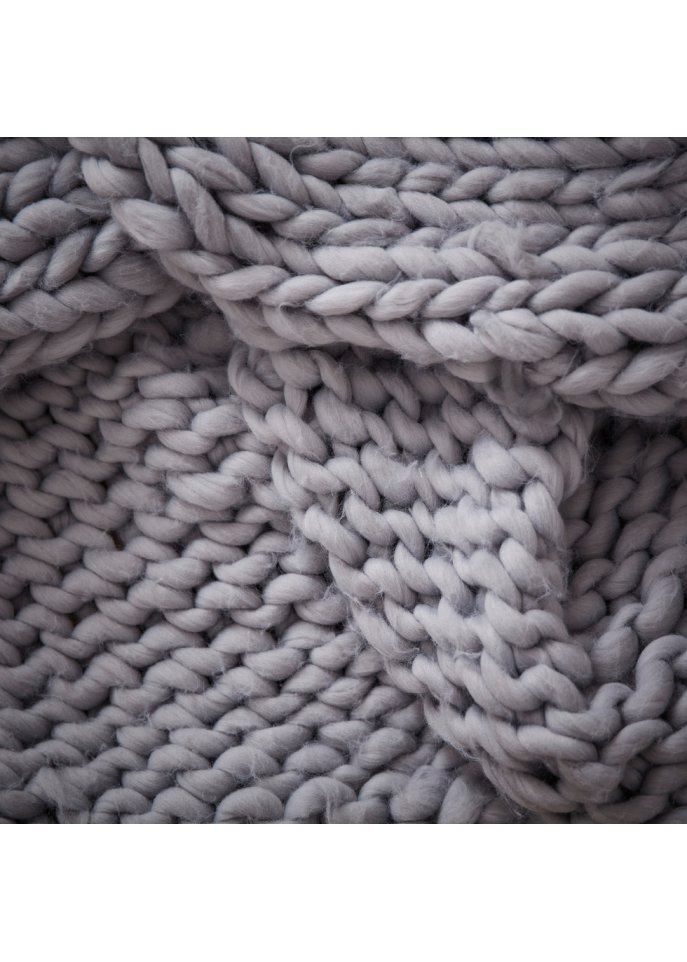 Kuscheldecke mit Maschen