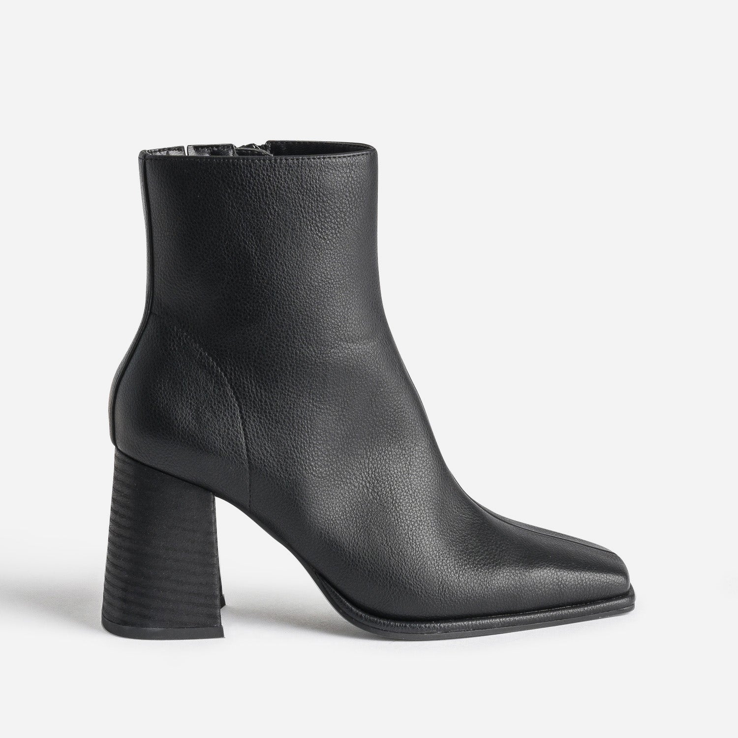 Boots noir éco-conçu à bout carré
