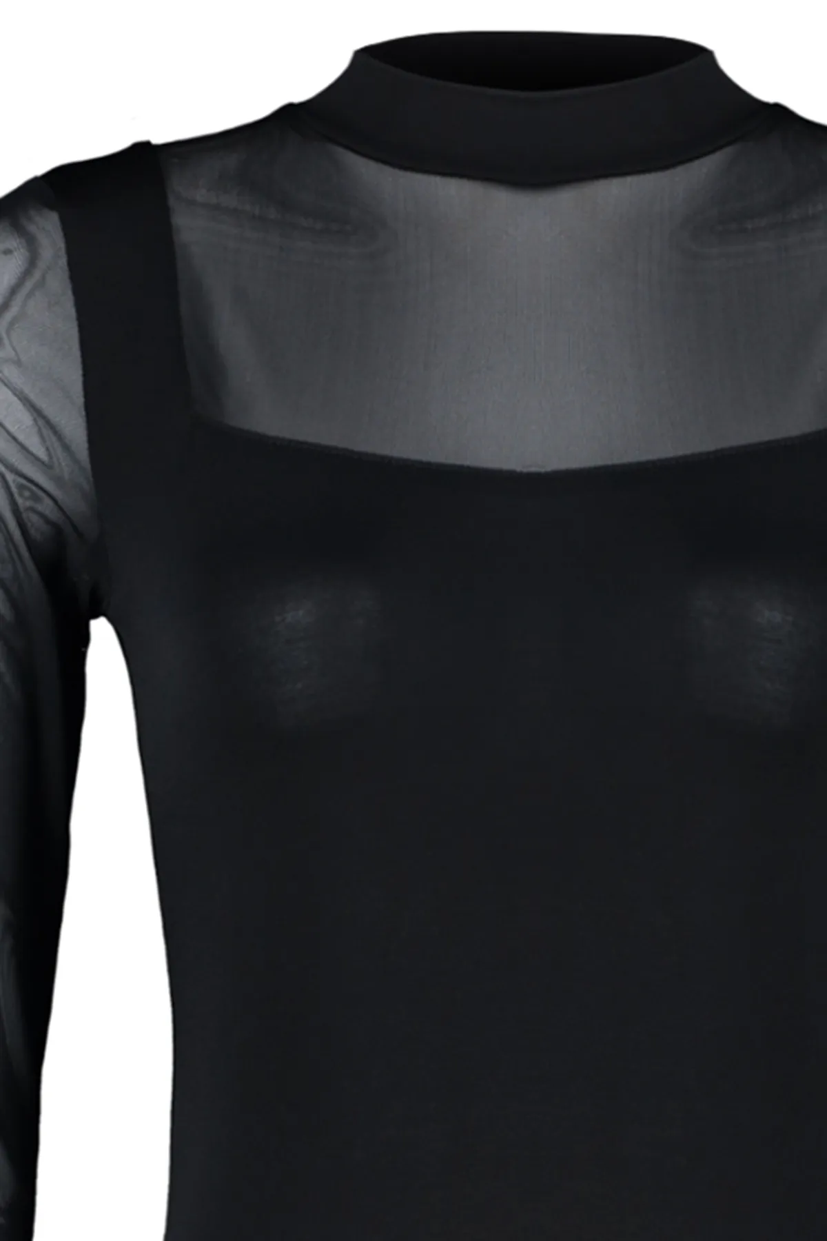 Trendyol Collection  Schwarzer schmaler, langärmliger Stretch-Strickbody mit Druckknopfverschluss und Tülldetail TWOAW24BD00049