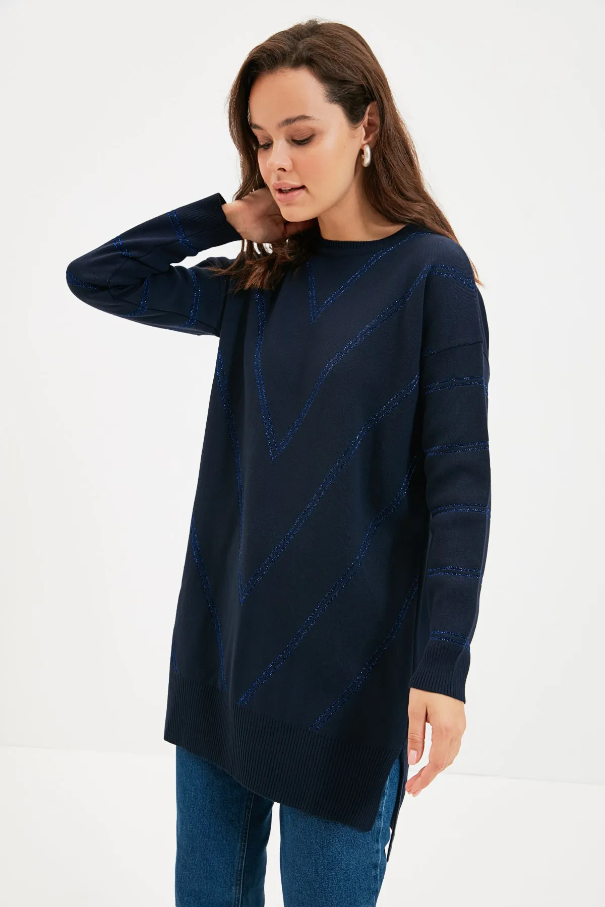 Trendyol Modest  Marineblauer glitzernder langer Strickpullover TCTAW22AK0129