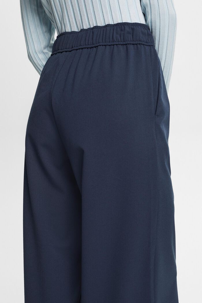 Pull-on-Hose mit weitem Bein