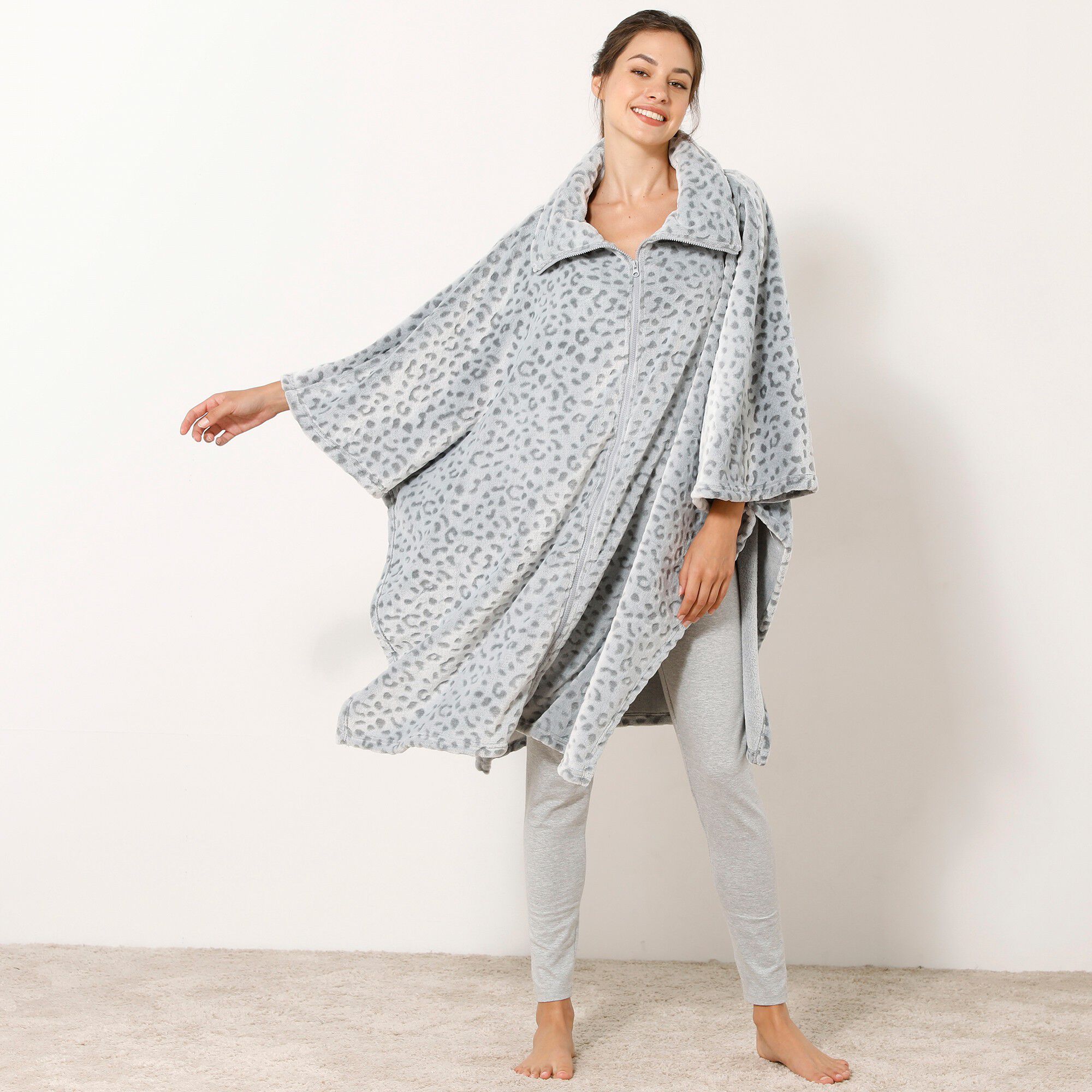 Poncho polaire oversize zippé léopard