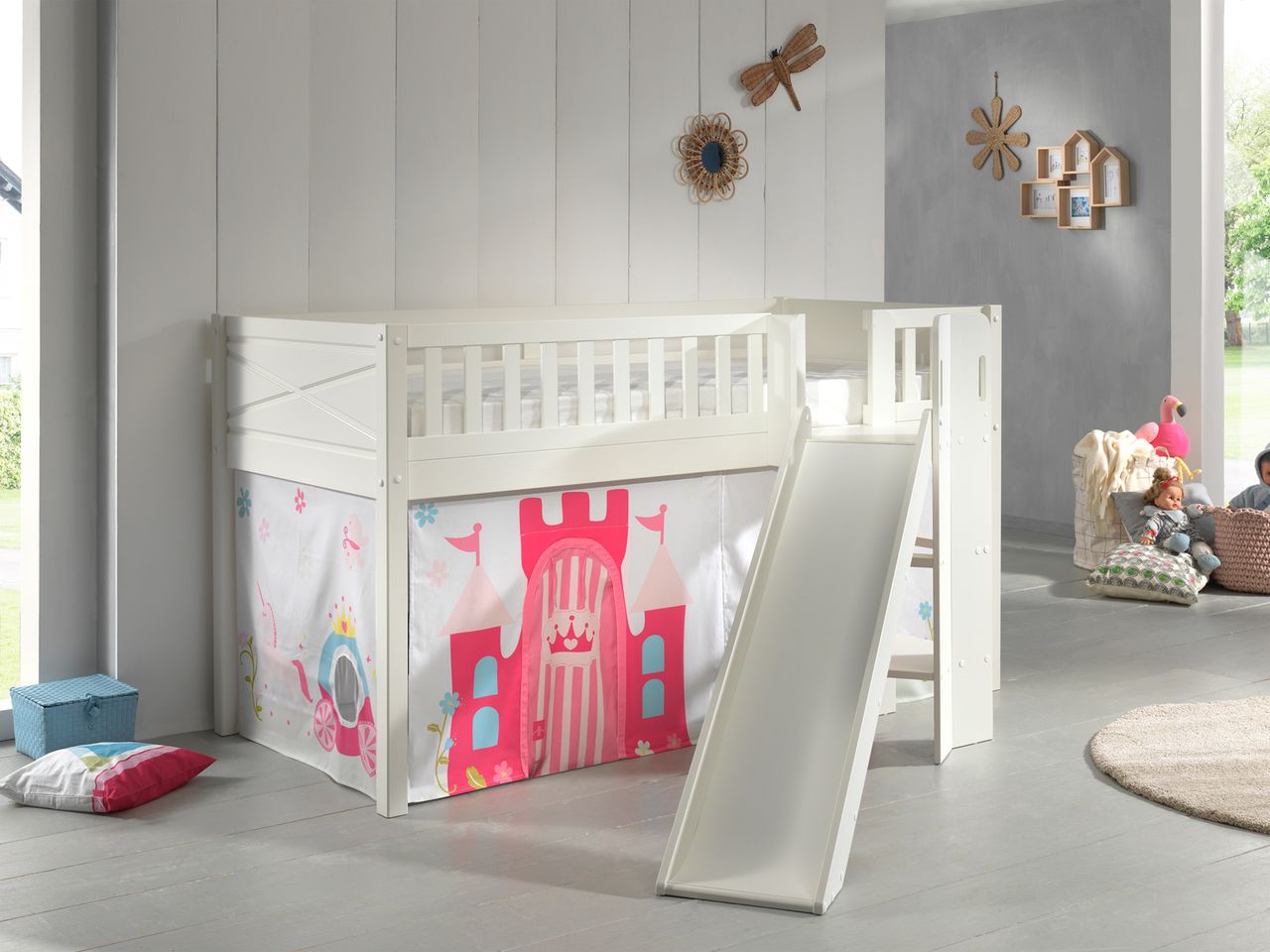 VIPACK Spielbett SCOTT, LF 90 x 200 cm, mit Rolllattenrost, Rutsche, Leiter und Textilset Vorhang 