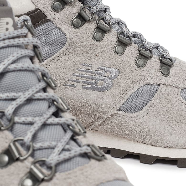New Balance Rainier raincloud
