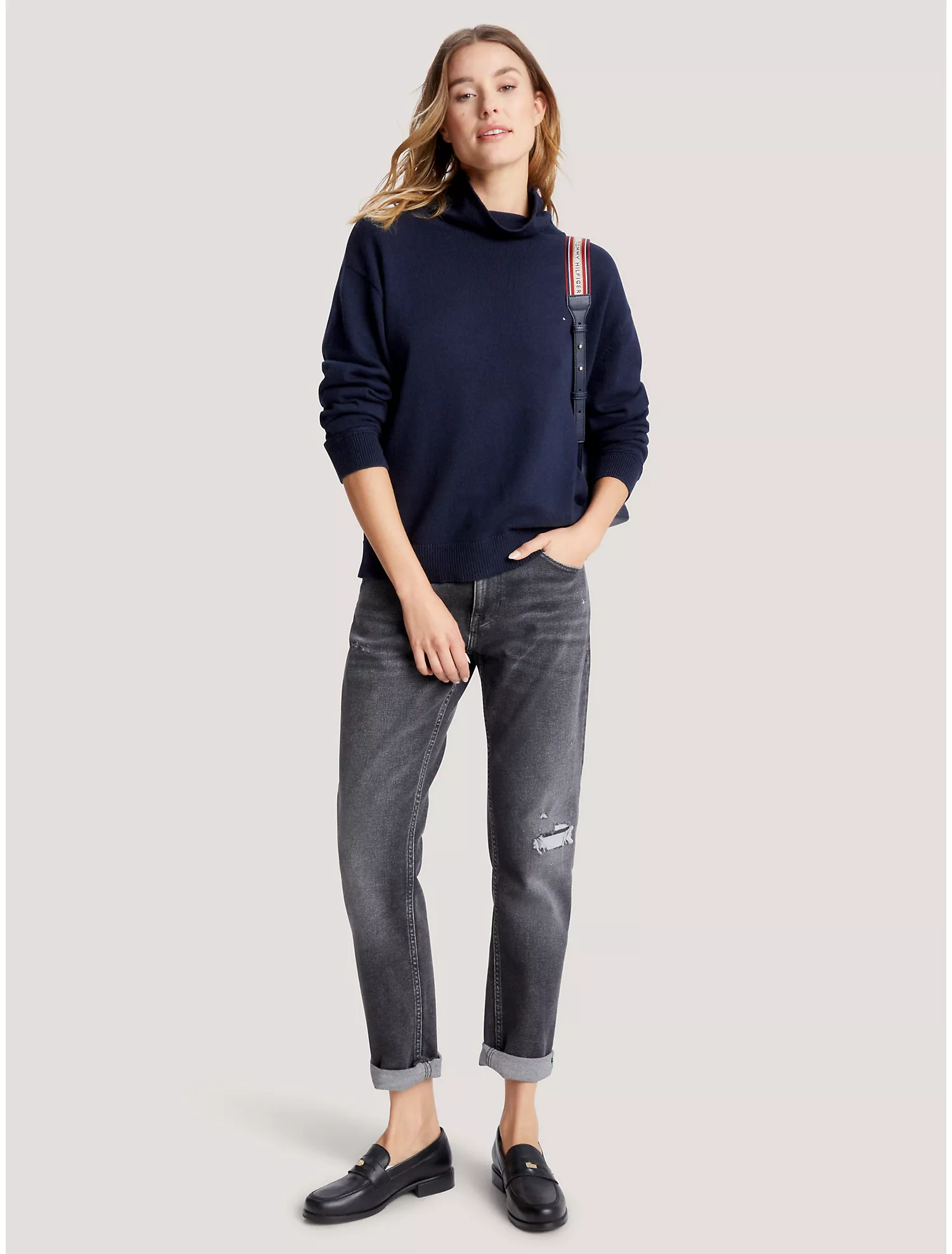 Relaxed Fit Mockneck Sweater