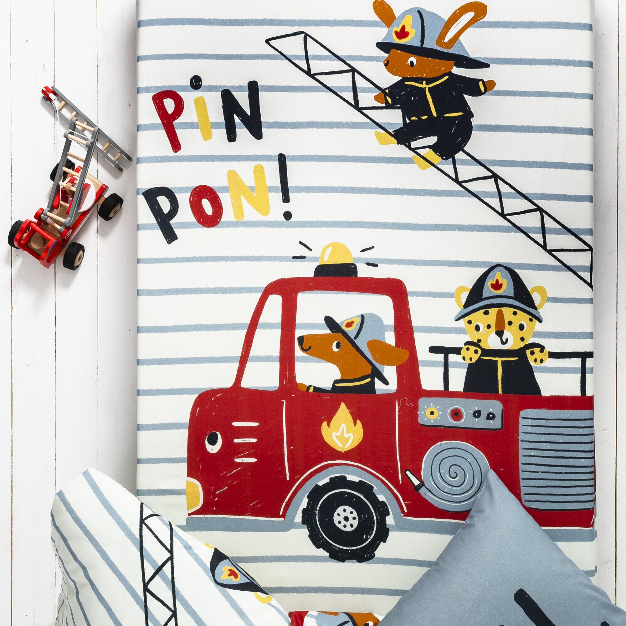 Linge de lit enfant à motifs Pompiers en coton