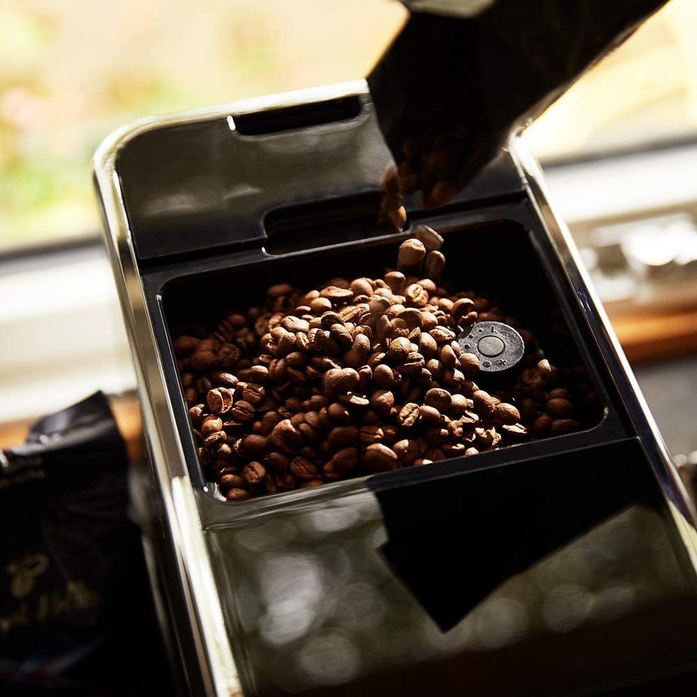 Tchibo Kaffeevollautomat Esperto Caffè für Caffè Crema und Espresso, Silber, Herausnehmbare Brüheinheit