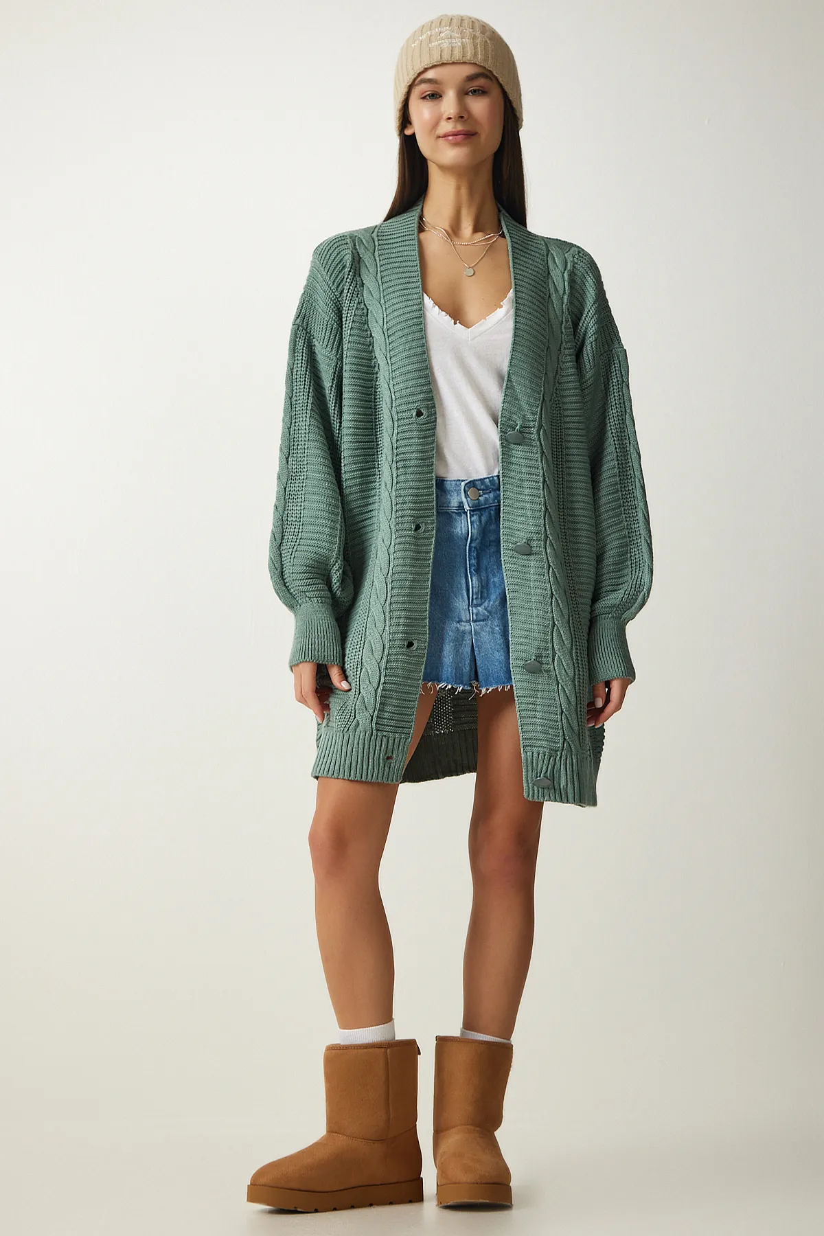 Happiness İstanbul  Grüner Oversize-Strick-Cardigan mit Ballonärmeln für Damen DD01033