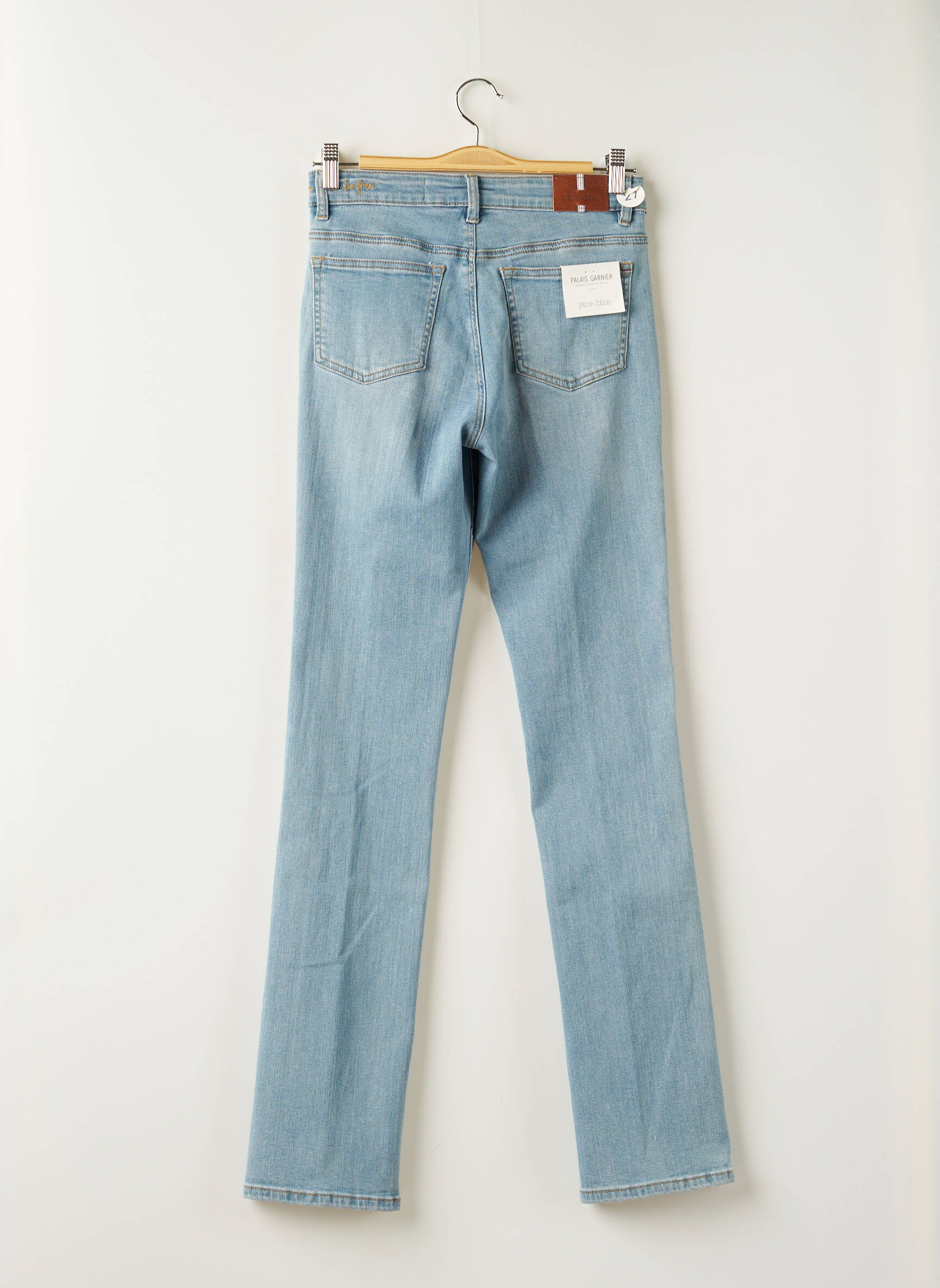 Jane Blue Jeans Coupe Droite Femme couleur bleu