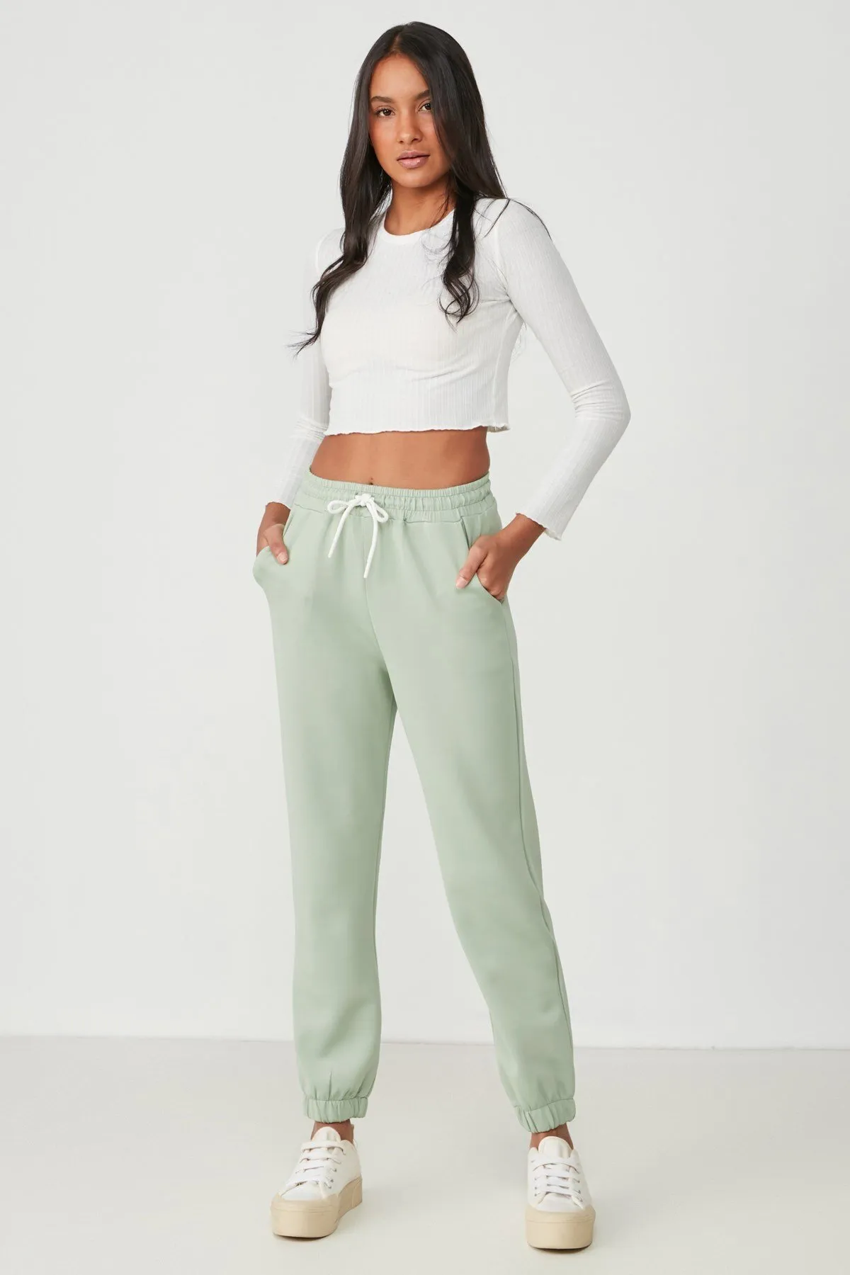 C&City  Basic Jogger Jogginghose 802 Pistaziengrün