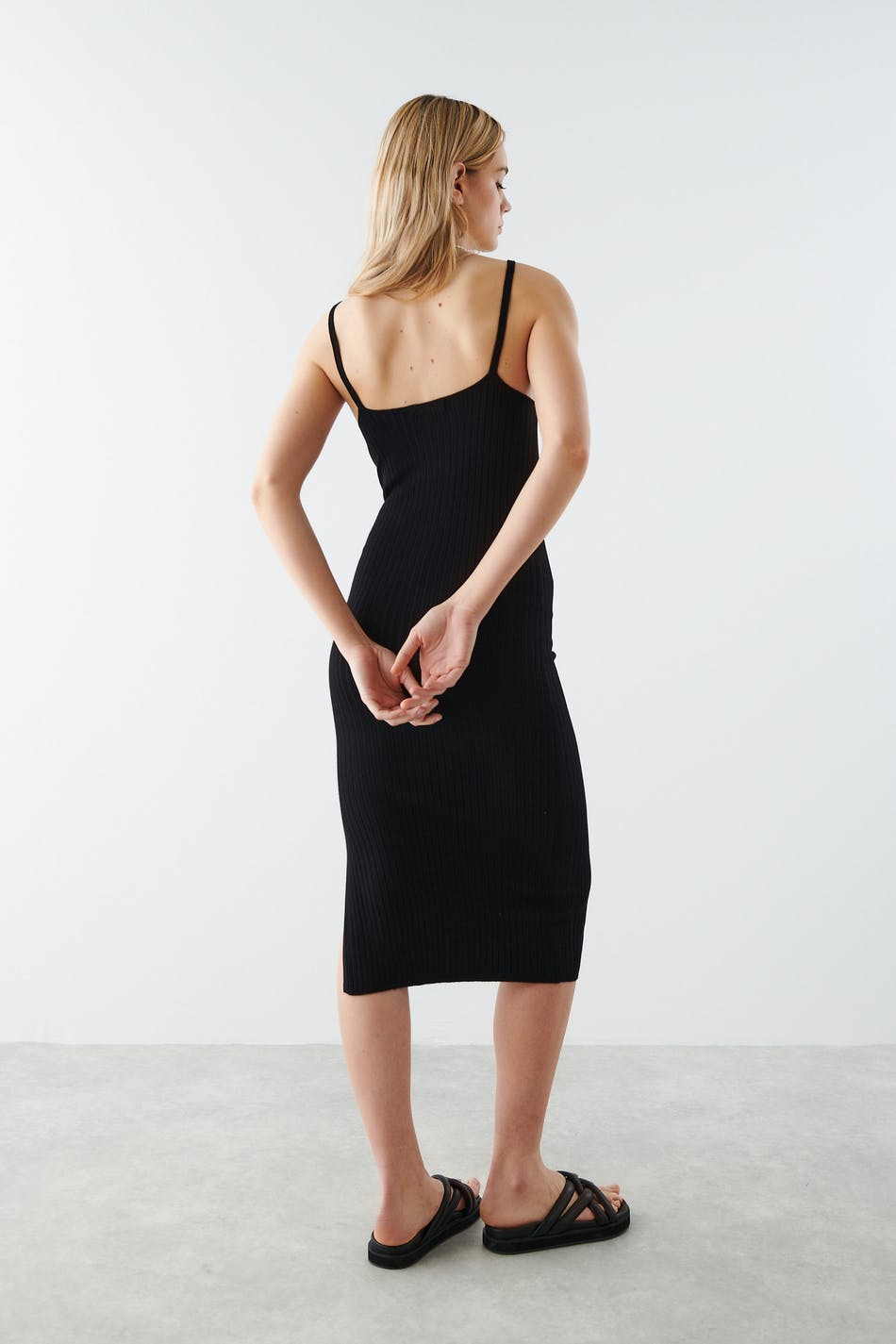 Anni knitted dress