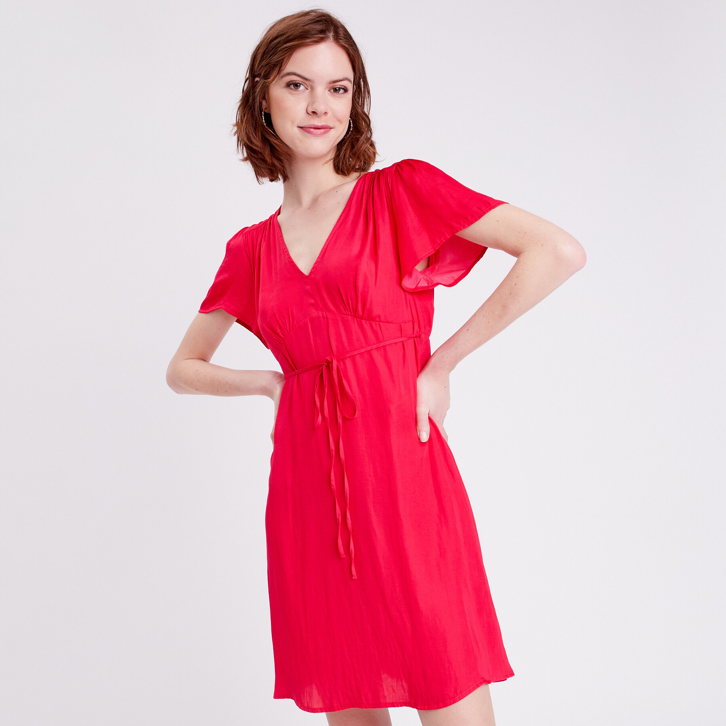 Robe cintrée satin col en V rose vif femme | Cache Cache