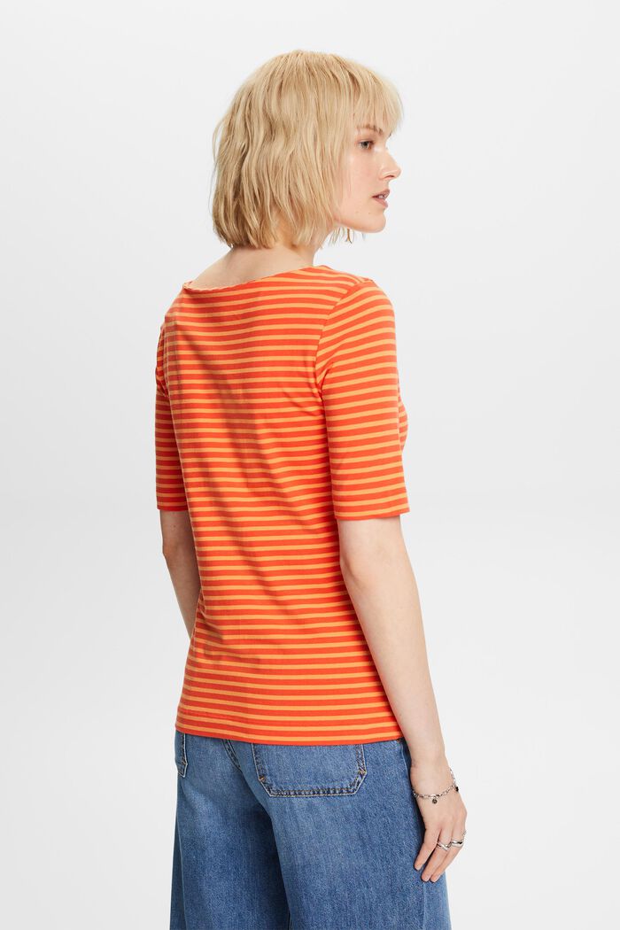Gestreiftes Baumwoll-T-Shirt mit U-Boot-Ausschnitt