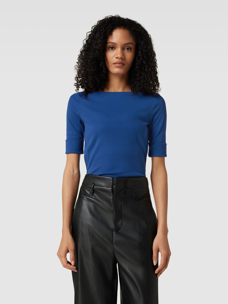 T-Shirt mit U-Boot-Ausschnitt in blau