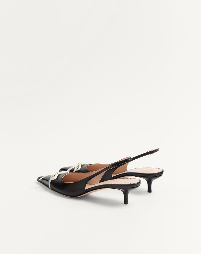 Sapatos de salto alto Bepointy de 45 mm em couro envernizado e couro infantil com tira no calcanhar.