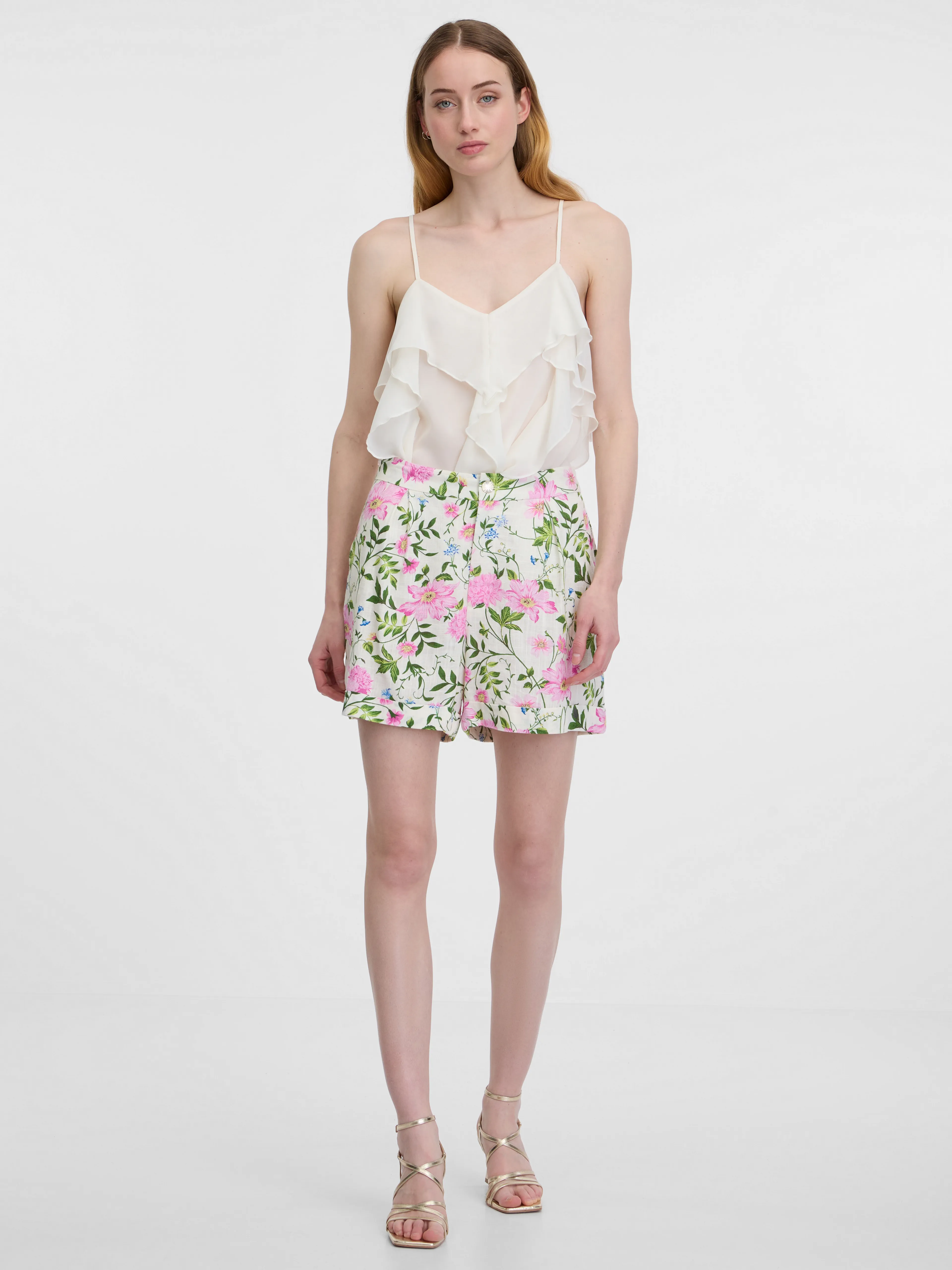 Cremefarbene Damen-Shorts mit Blumenmuster ORSAY
