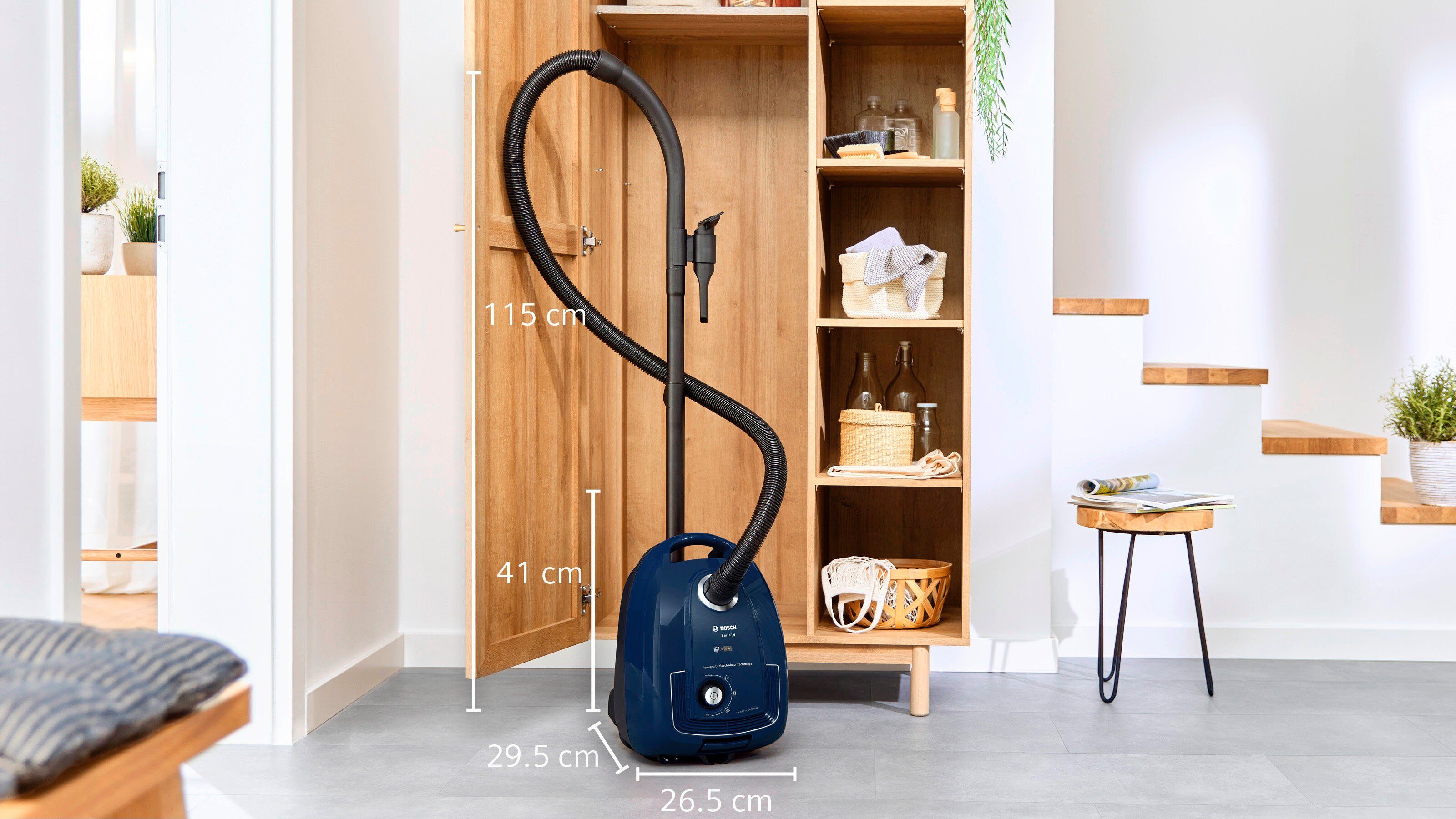 BOSCH Bodenstaubsauger BGD38BU2, 600 W, mit Beutel, aus 30 % recyceltem Kunststoff