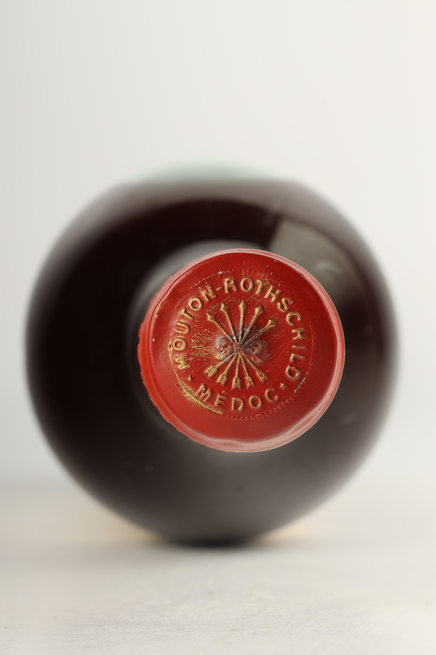 Vin 1939 CHÂTEAU MOUTON ROTHSCHILD 1939, Pauillac. Vin ancien - SoDivin